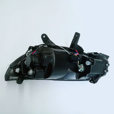 OE No. 4121100/200U8010/8050 Repuestos de automóviles blancos calientes para JAC J3 faro a un precio asequible