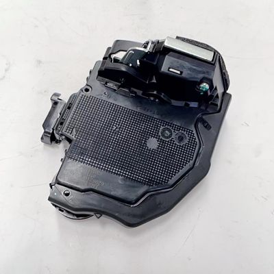 2020- OE NO. 6205210U00A5 Cuerpo de bloqueo de la puerta trasera derecha y ensamblaje de cerradura para JAC X7 S7