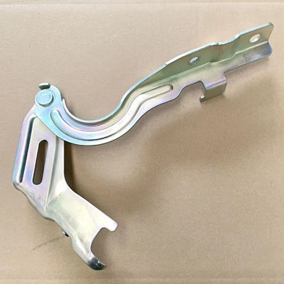 He YUE A 30 Limousine Auto Parts OE número 8406100U8510 para el JAC J4 A30 tapa con bisagra izquierda