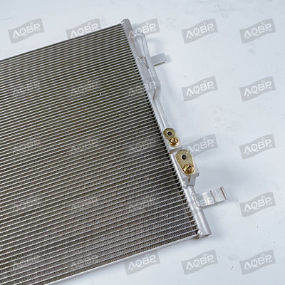 El tanque de agua MG3 gris de JAC Parts es perfecto para sus necesidades de refrigeración