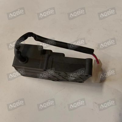 S81260030-B7 Servomotor para amortiguadores de circulación interna y externa Partes de automóviles