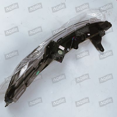 Partes de auto JAC adecuadas para K7 Combinación de luz diurna derecha luz SUV Jiayue X7
