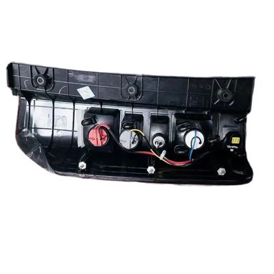 Para las piezas de repuesto de los vehículos, el número OE 4133100V0010 para el faro trasero JAC Refine /L