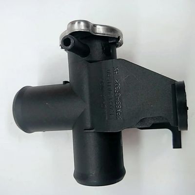 Instalación de automóviles JAC OE 1303120U1580 para el ensamblaje de relleno de refrigerante S5 de plástico refinado