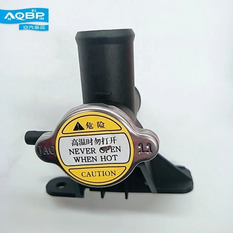 Instalación de automóviles JAC OE 1303120U1580 para el ensamblaje de relleno de refrigerante S5 de plástico refinado